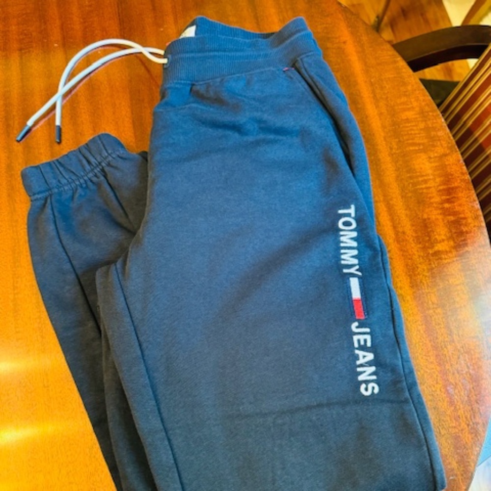 Tommy Hilfiger black joggers - Like New XS